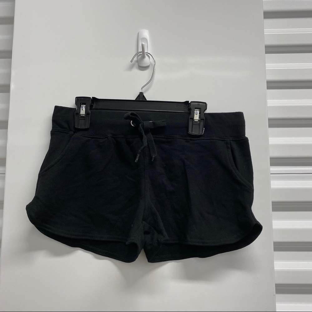 Col Story Shorts